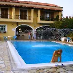 Ξενοδοχείο με διαμερίσματα Kalypso 4*