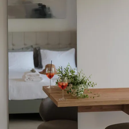 Kalypso Lägenhetshotell 4*